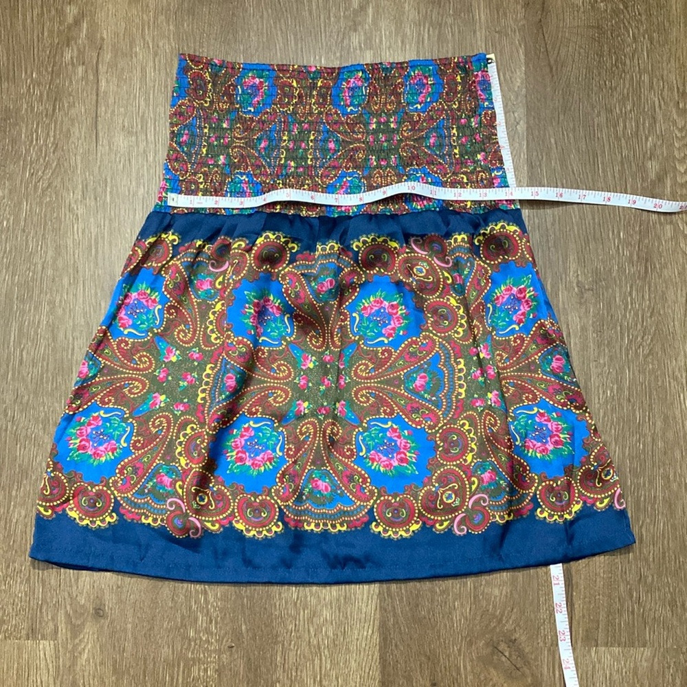 Forever 21 medium tube top paisley and floral silk like blouse
